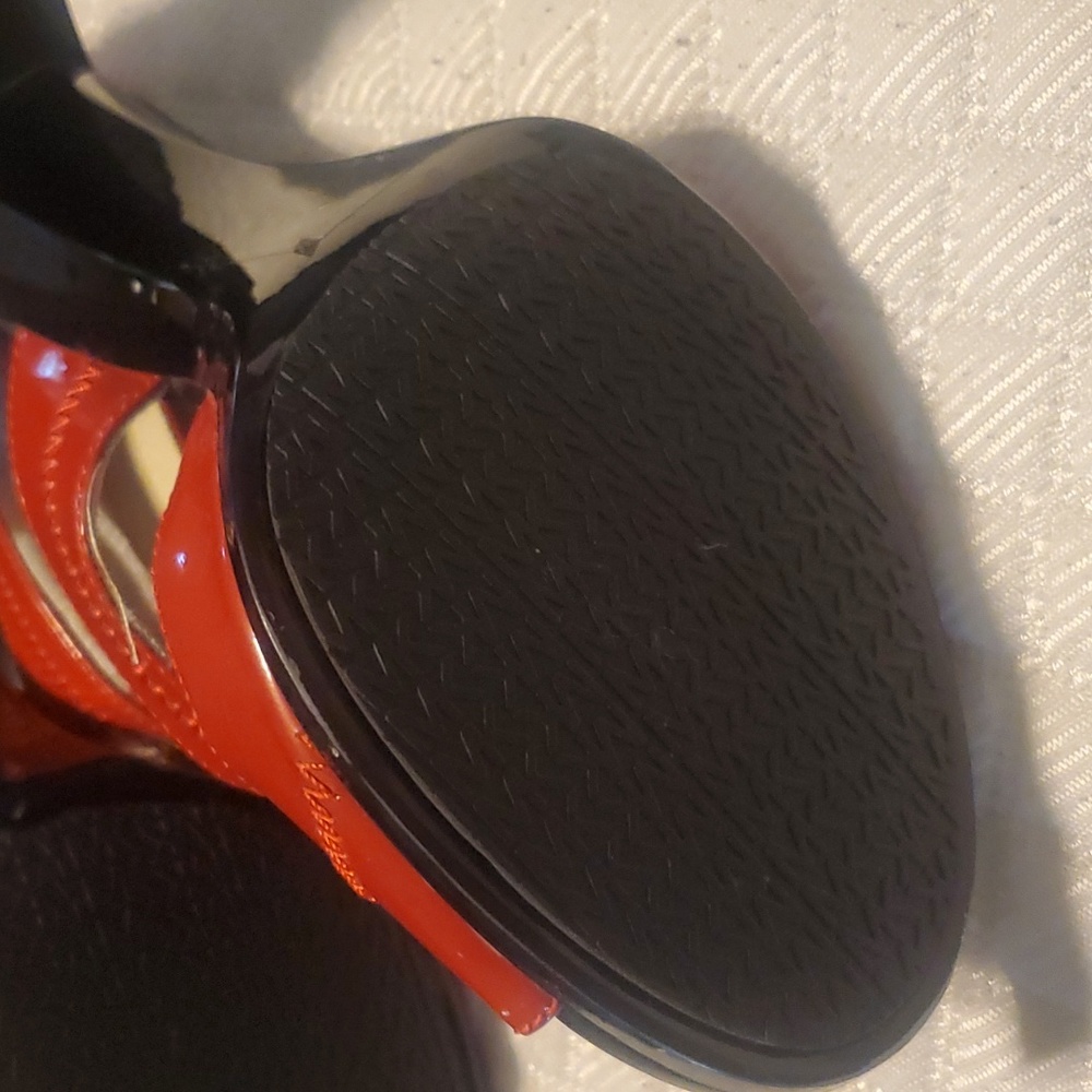 Red Michael Kors heels - Picture 4 of 10